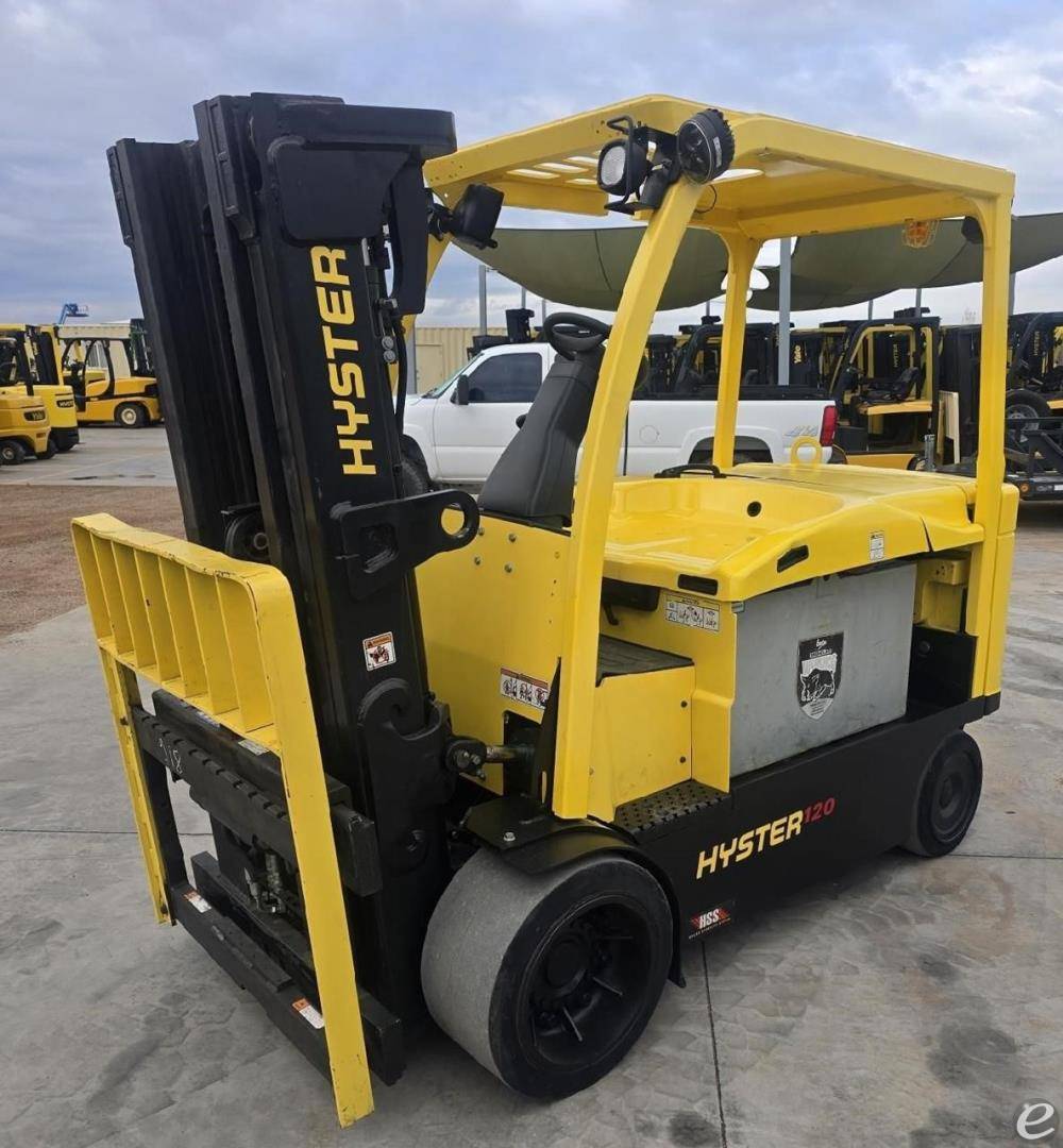 2013 Hyster E120XN