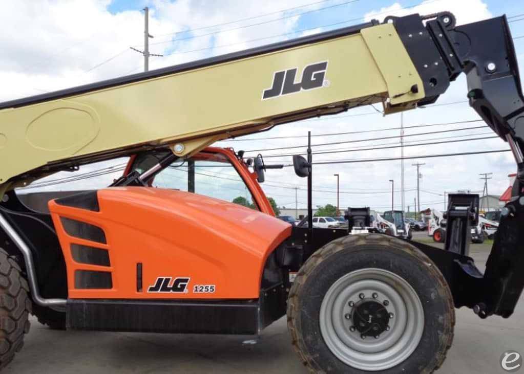 2026 JLG 1255
