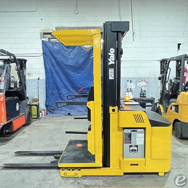 2020 Yale OS030EF