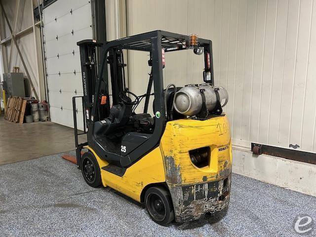 Komatsu FG25ST-16
