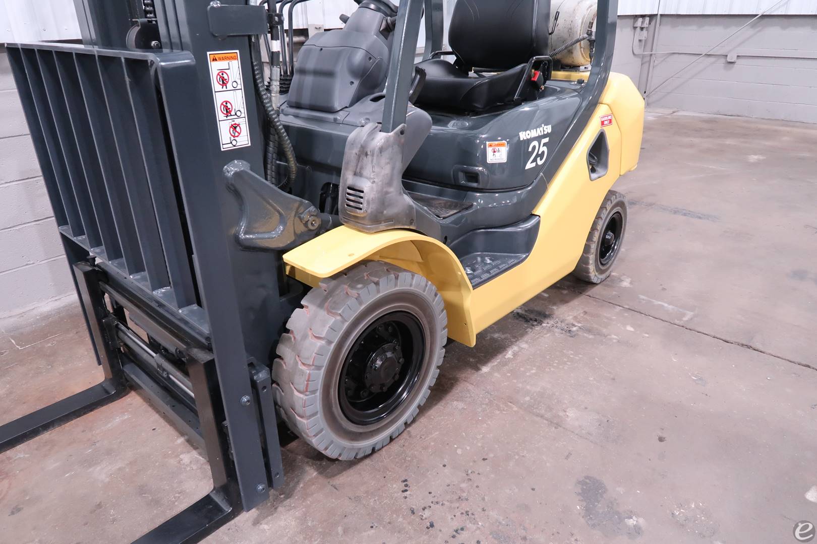 2014 Komatsu FG25T-16
