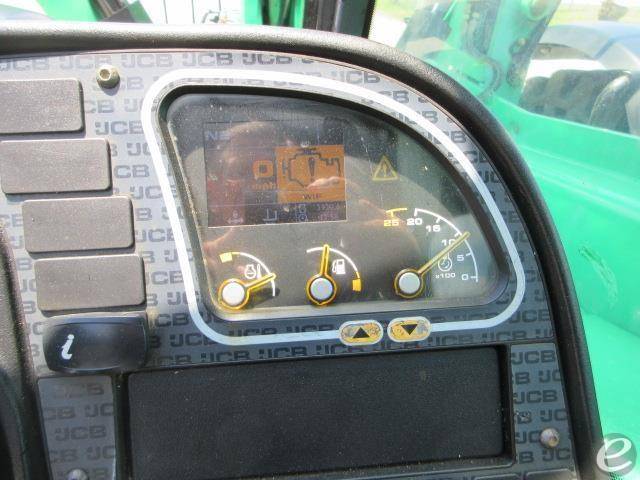 2017 JCB 510-56