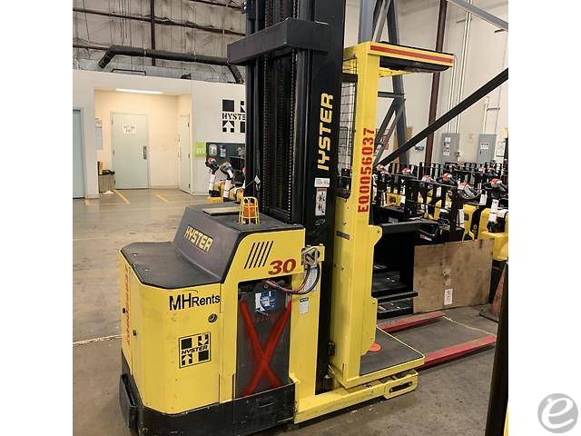 2016 Hyster R30XM3 Electric Order Picker - 123Forklift
