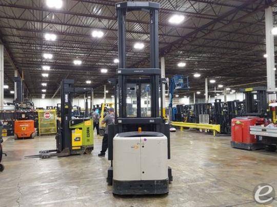 2021 Crown SP3530-30 Electric Order Picker - 123Forklift