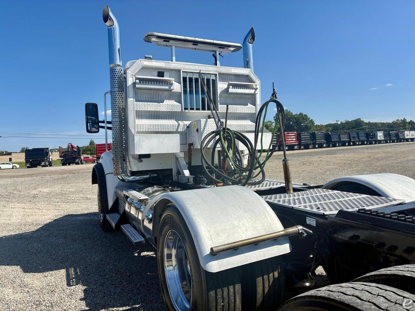 2017 Kenworth T880