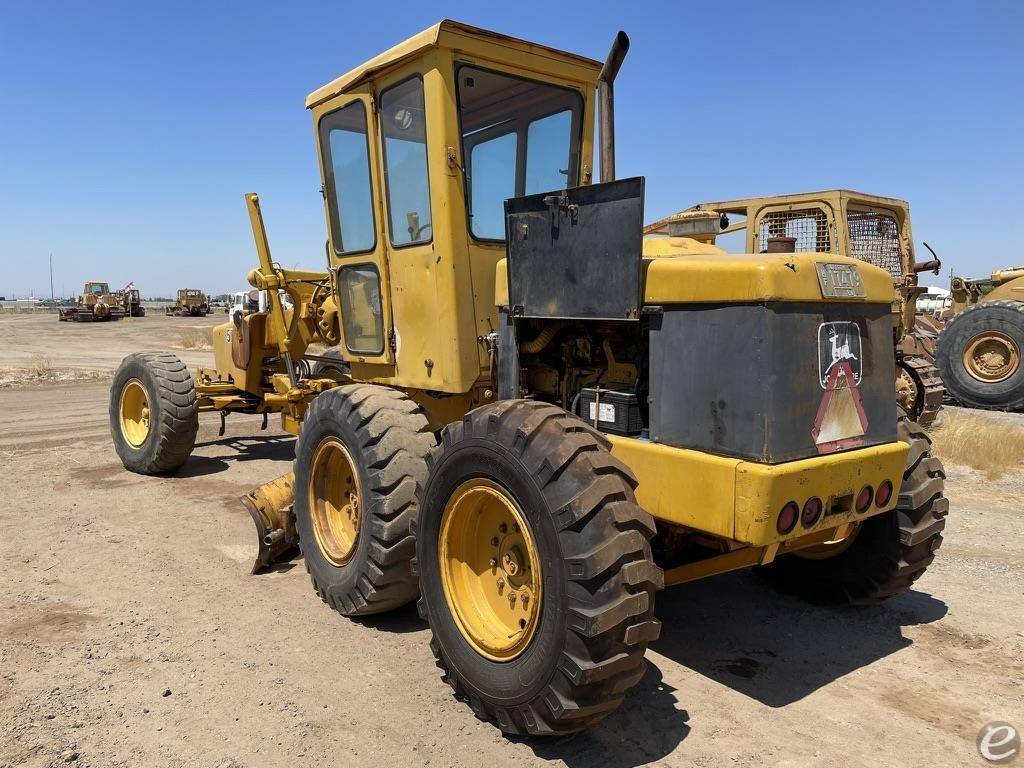 John Deere 570A