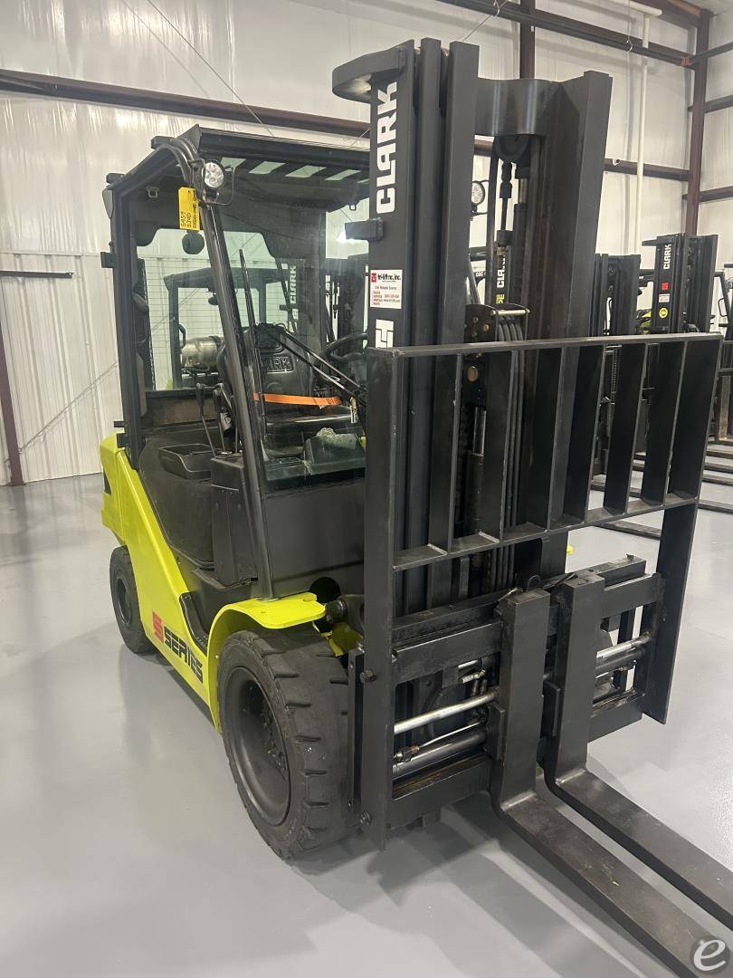 2020 Clark S30D