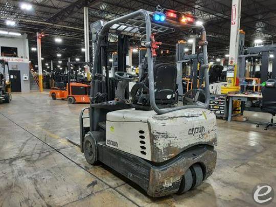 2017 Crown SC5245-40 Electric Forklift - 123Forklift
