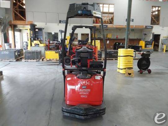 2017 Raymond 3020