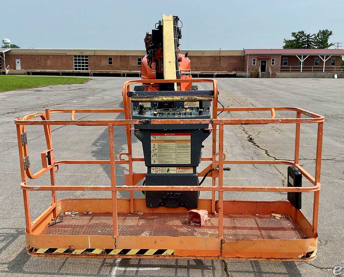 2017 JLG 1850SJP