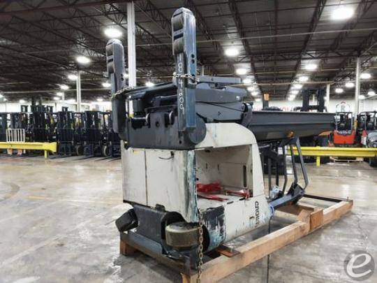 2017 Crown RMD6025-32 Electric Reach Truck - 123Forklift