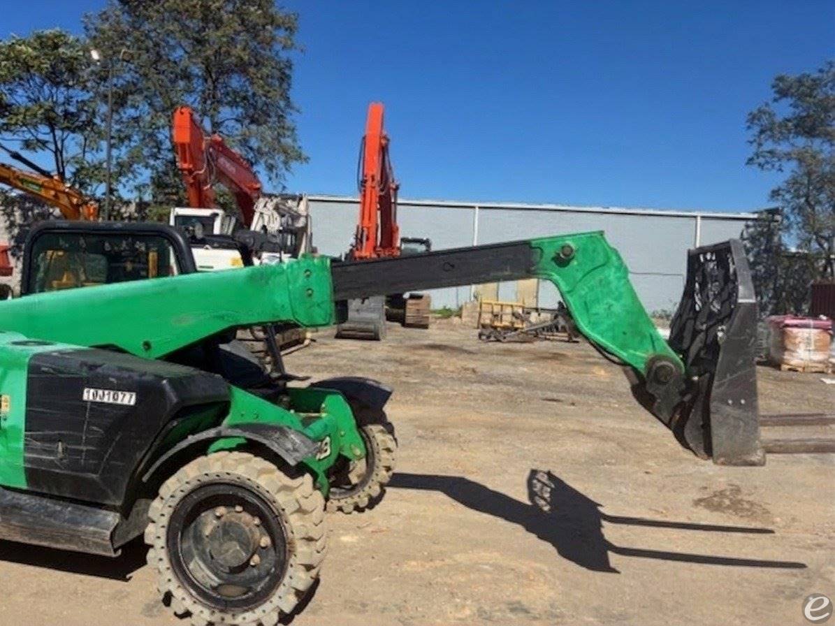 2017 JCB 525-60