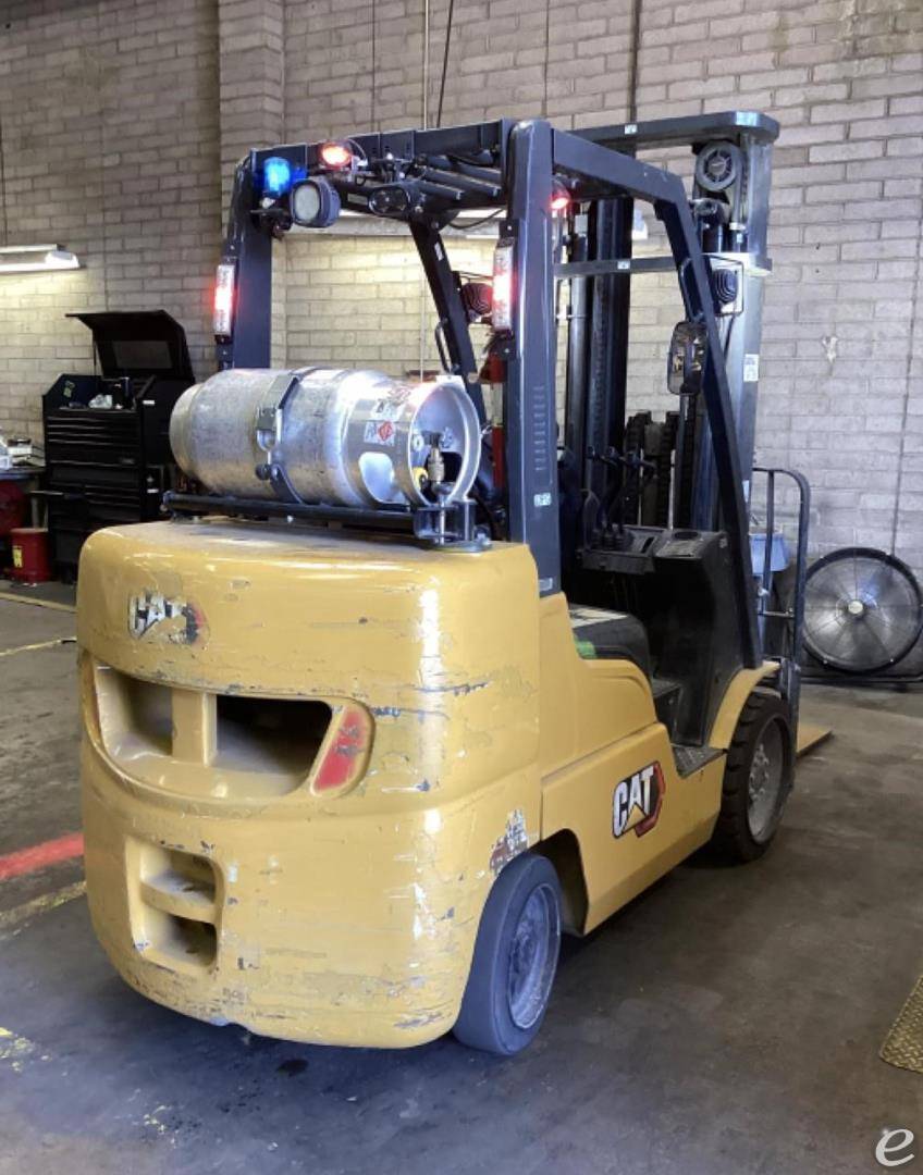 2020 Cat 2C8000