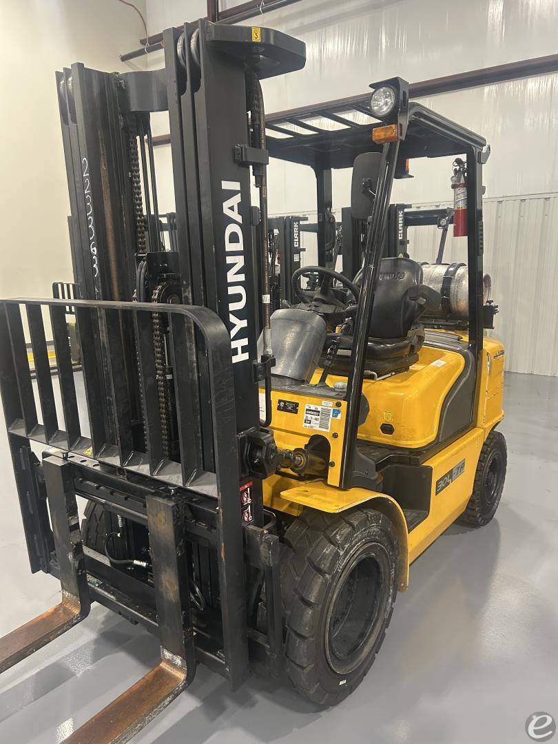 2021 Hyundai 30L-7A
