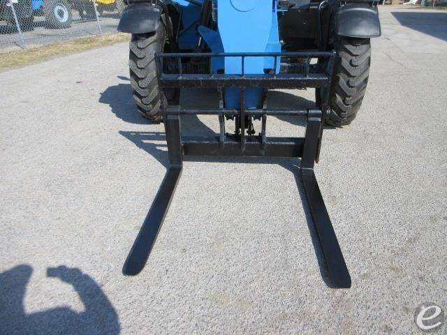 2015 Genie GTH844