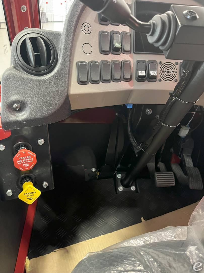 2024 Terberg YT223 Non-DOT