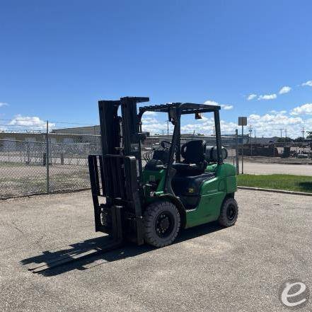 2016 Mitsubishi FG25N