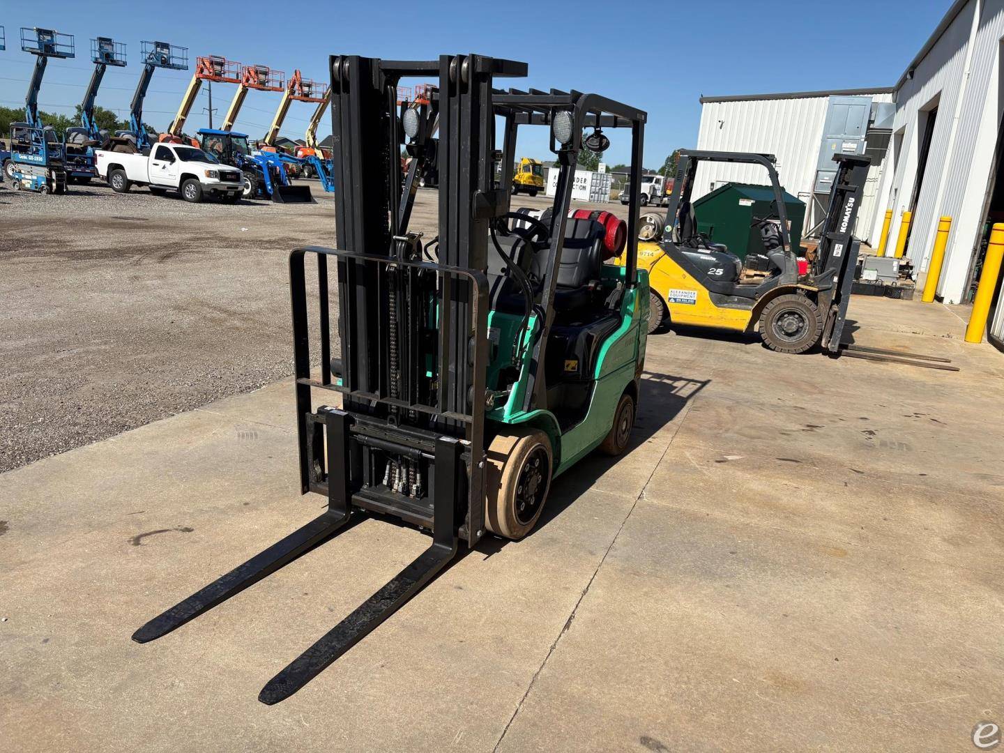 2018 Mitsubishi FGC25N