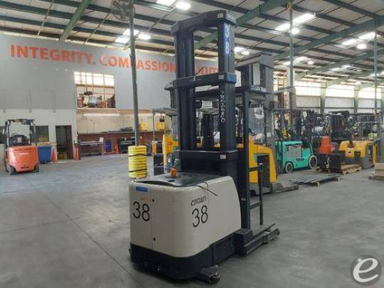 2018 Crown SP4050-30