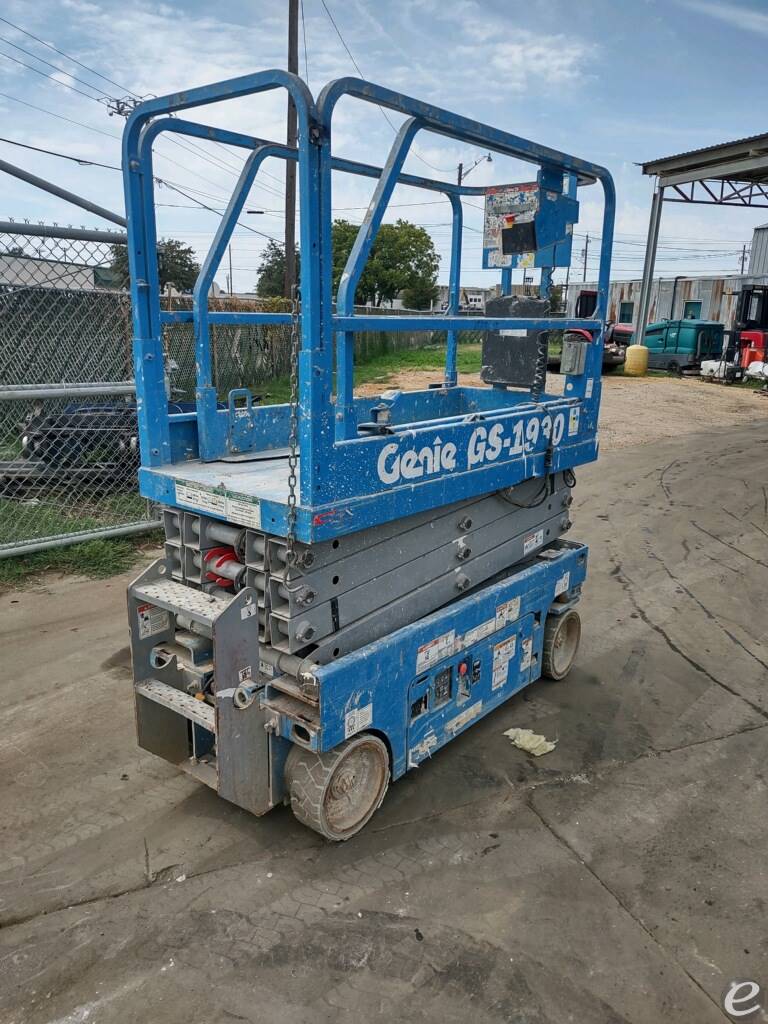 2019 Genie GS1930 Electric Scissor Lift - 123Forklift