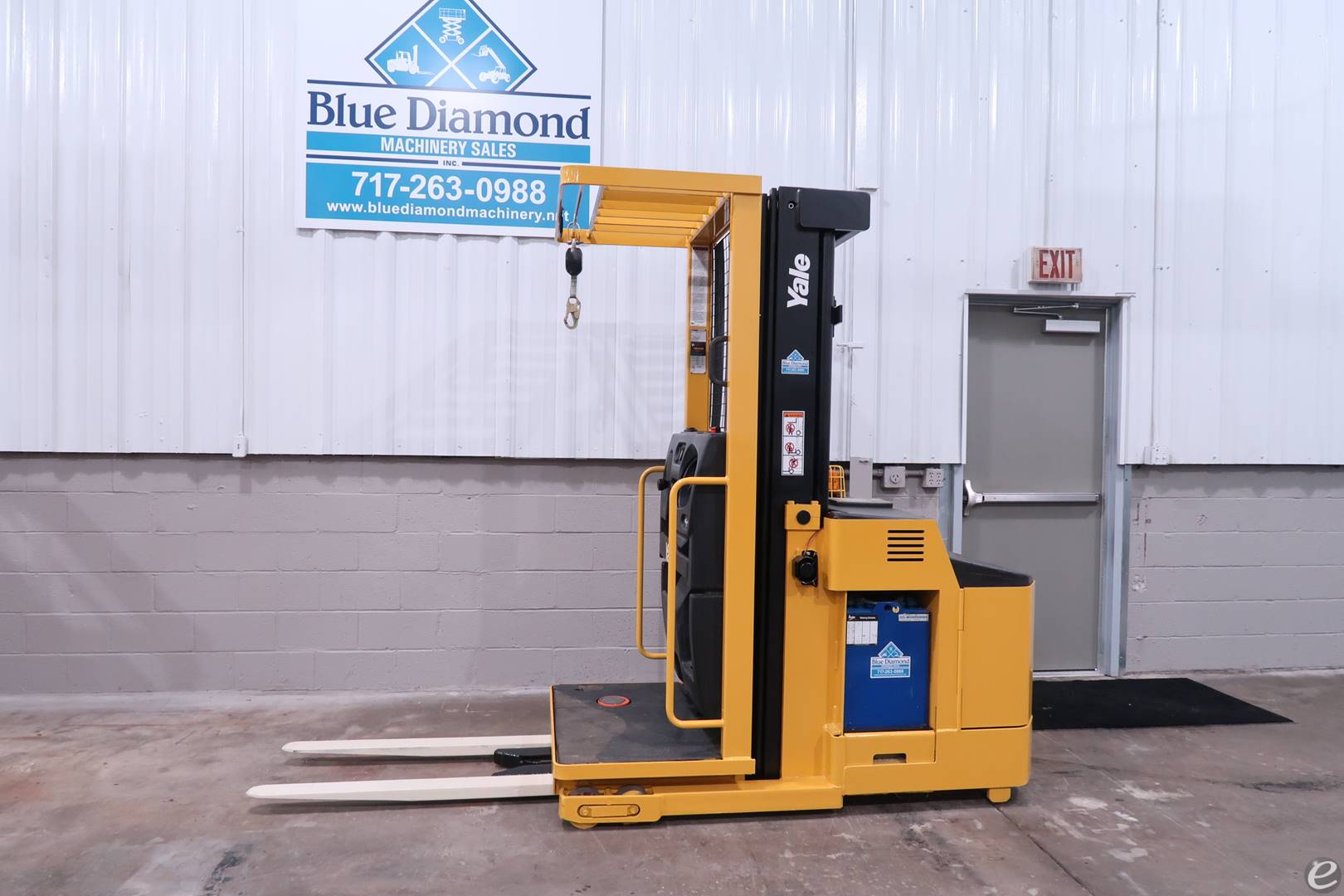 2011 Yale OS030EC Electric Order Picker - 123Forklift