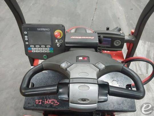 2017 Raymond 3020