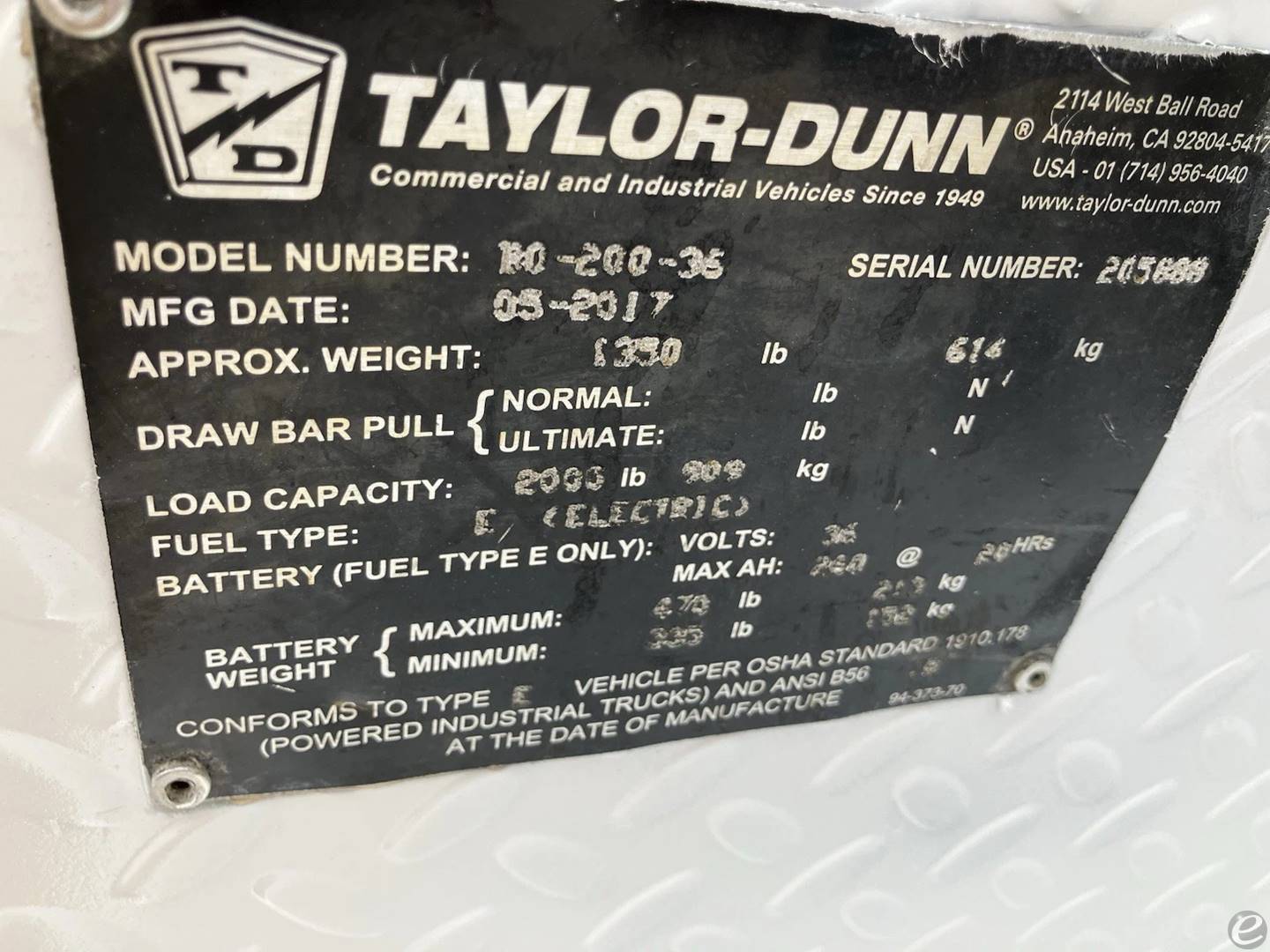 2017 Taylor Dunn B0-210-36