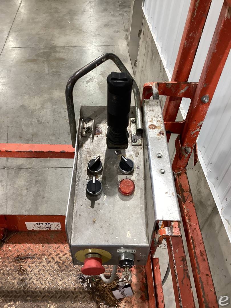 2006 Skyjack SJ7127RT