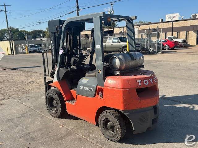 2001 Toyota 7FGU25