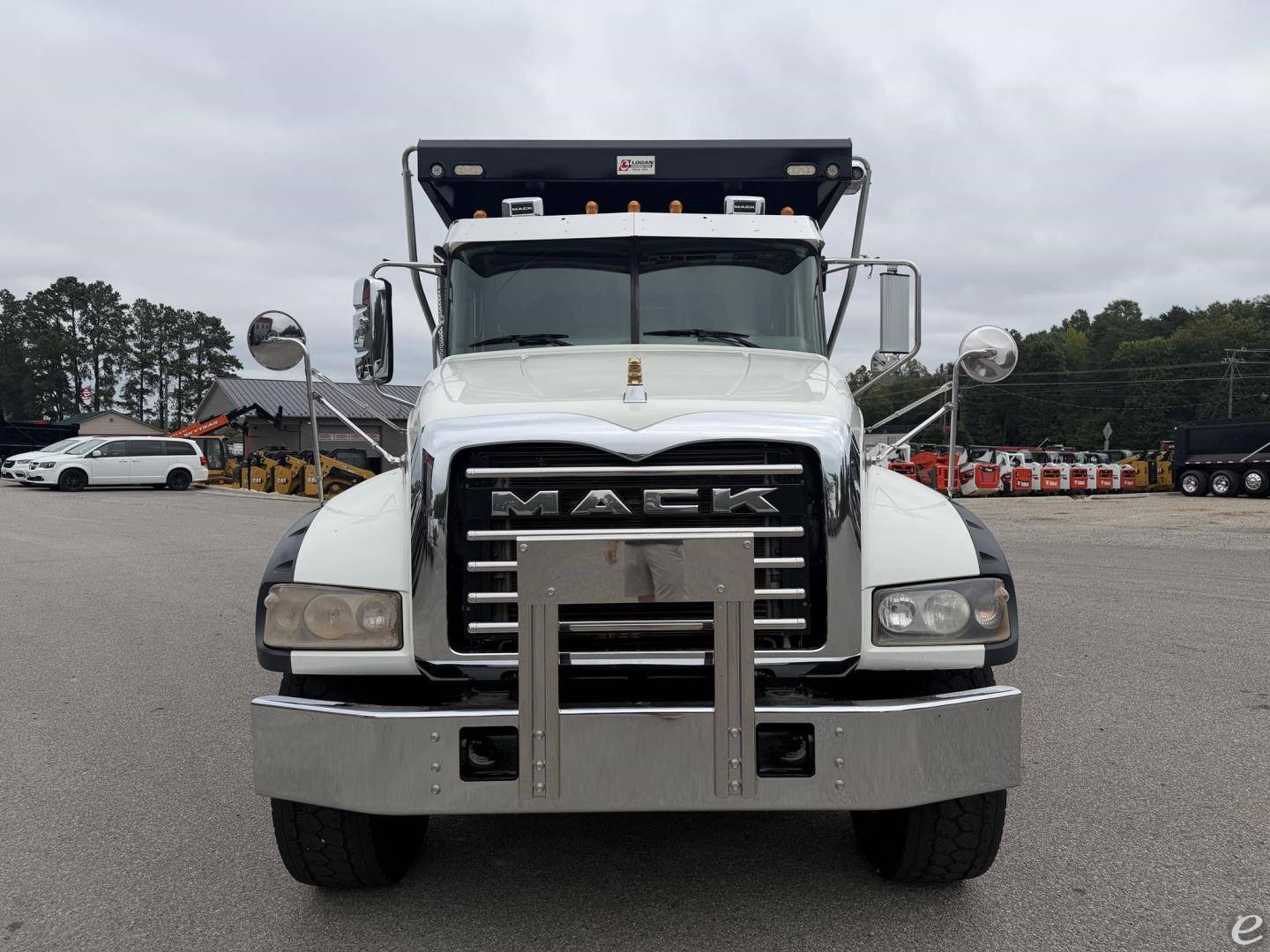 2020 Mack GRANITE 64FR