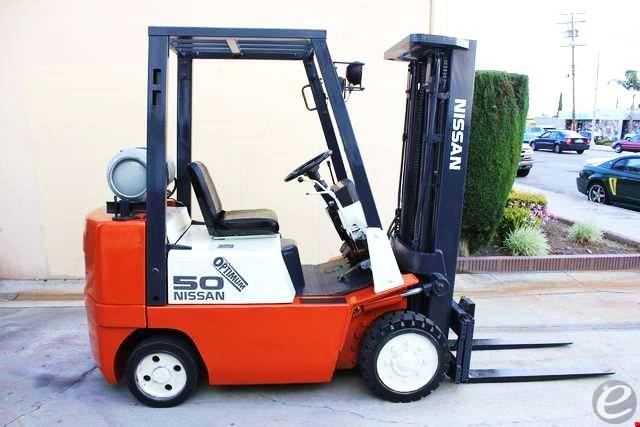 2001 Nissan CPJ01A25PV