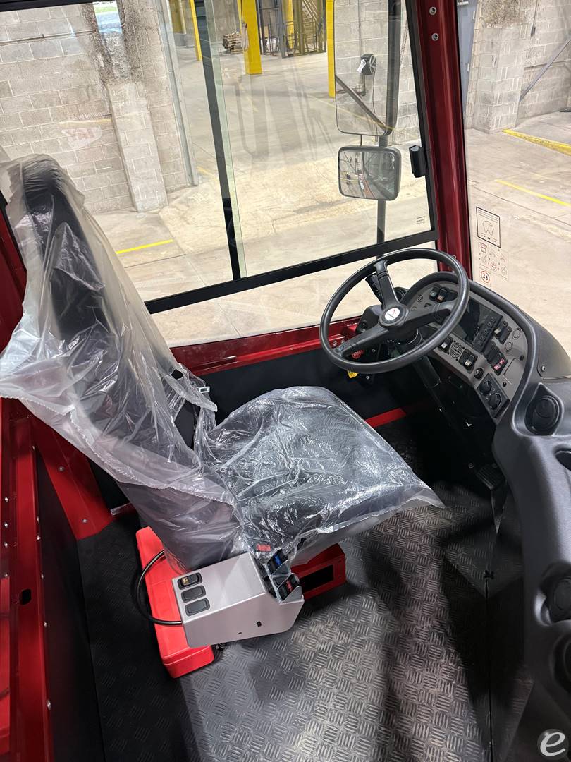 2024 Terberg YT193DOT