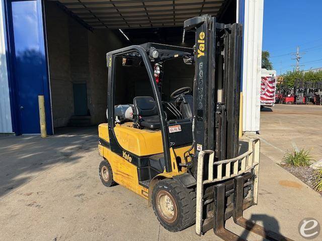 2015 Yale GLP050LX