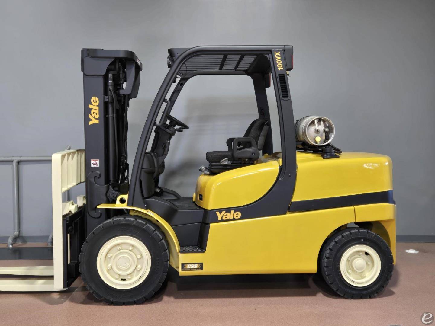 2018 Yale GLP100VX LP Gas Forklift