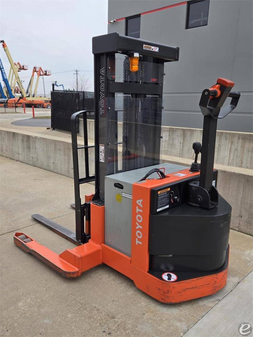 2014 Toyota 6BWS20 Electric Forklift - 123Forklift