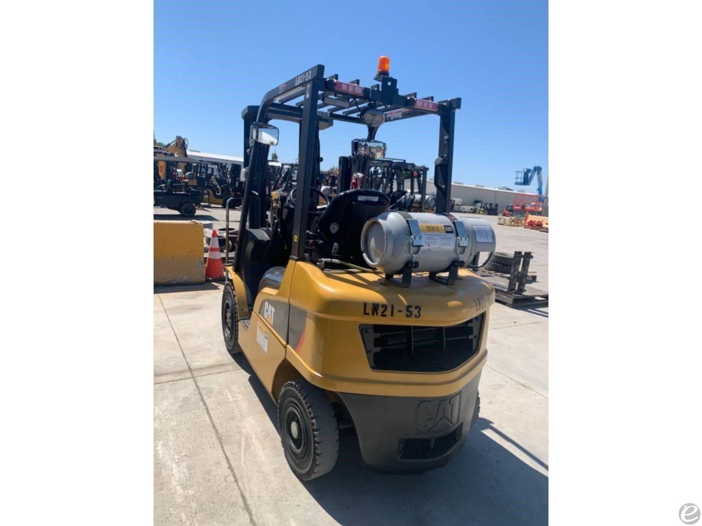 2021 Cat GP25N