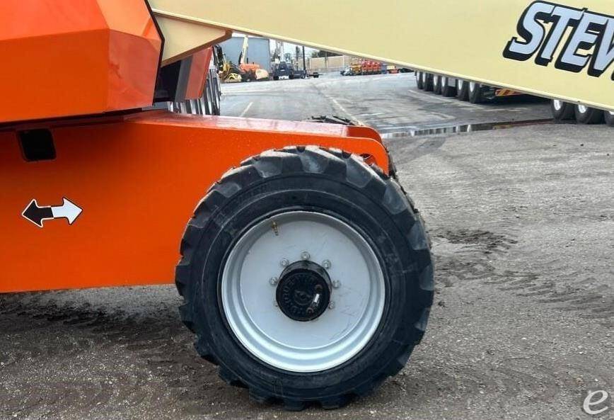 2013 JLG 600S