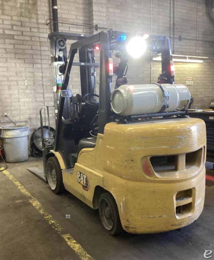 2020 Cat 2C8000