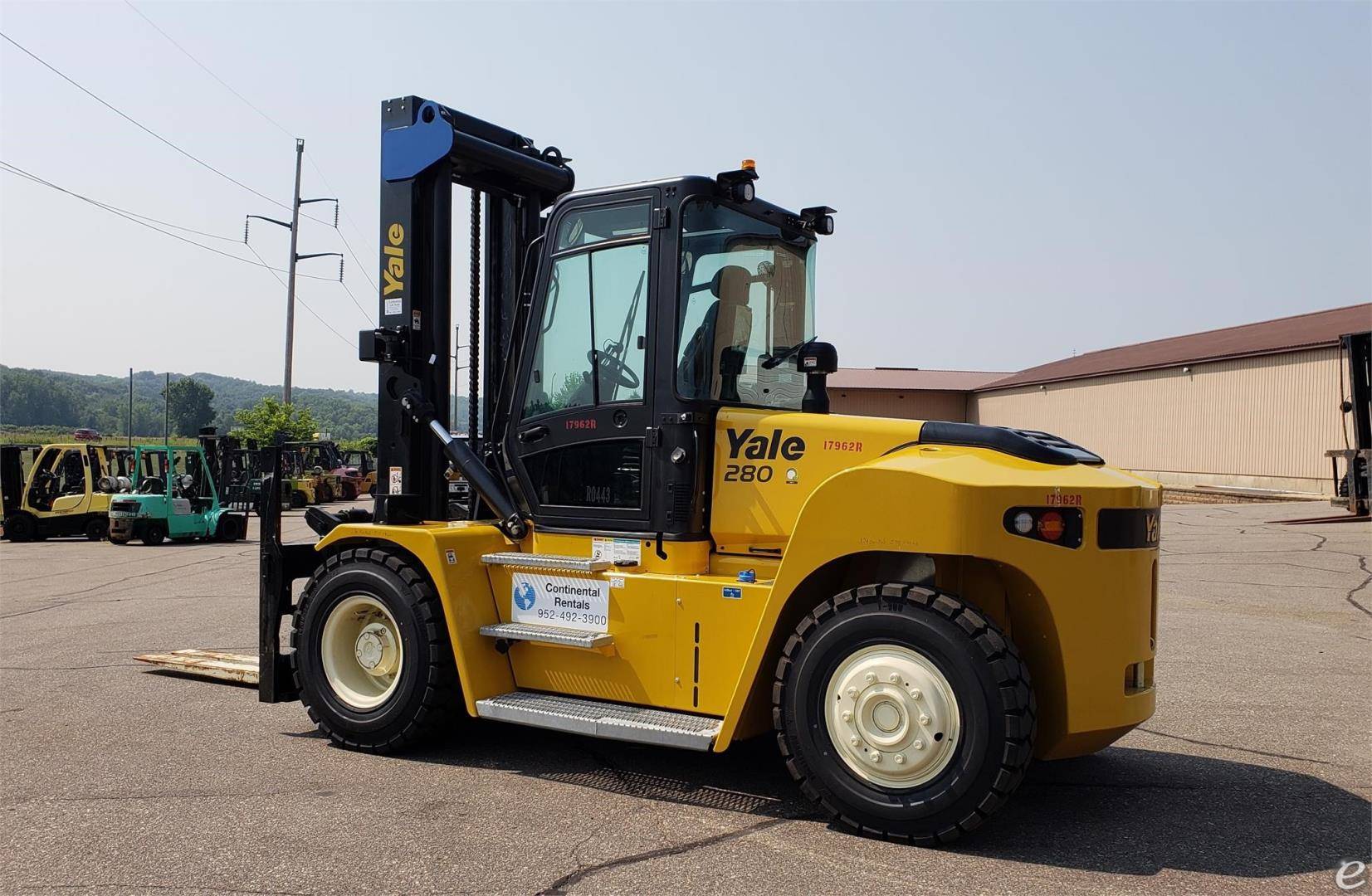 2017 Yale GDP280DC