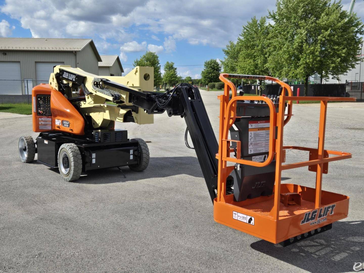 2014 JLG E400AJPN Electric Boom Lift - 123Forklift