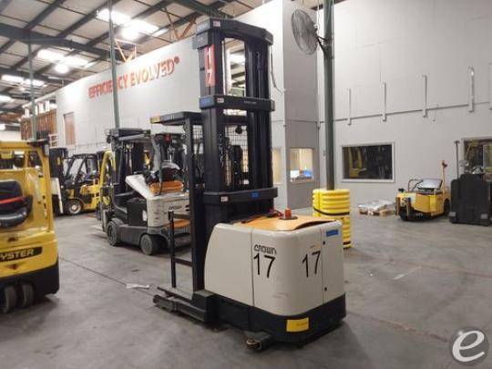 2019 Crown SP4050-30