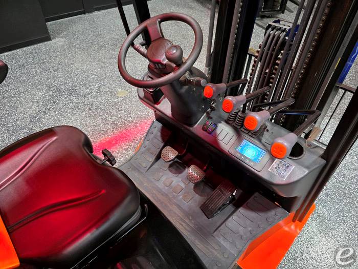 2026 Viper Lift Trucks FY25CF