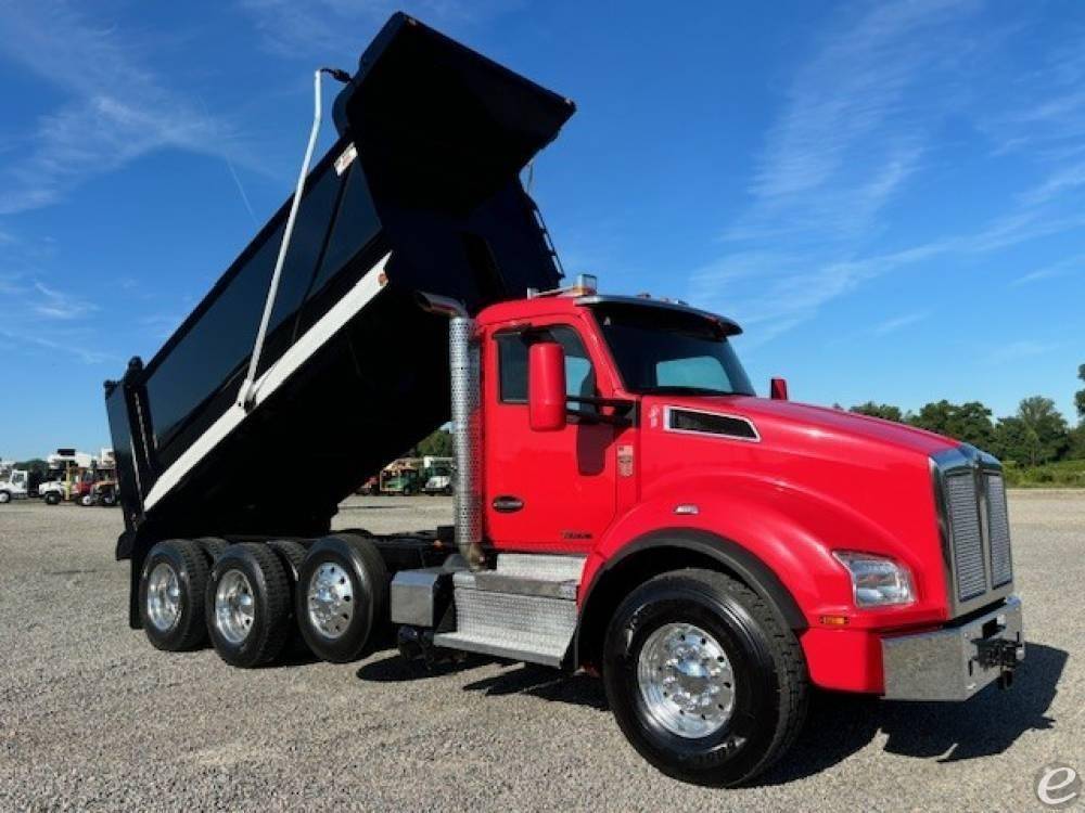 2022 Kenworth T880