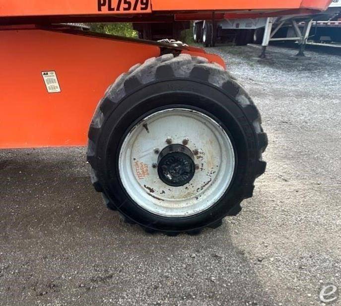 2013 JLG 600S