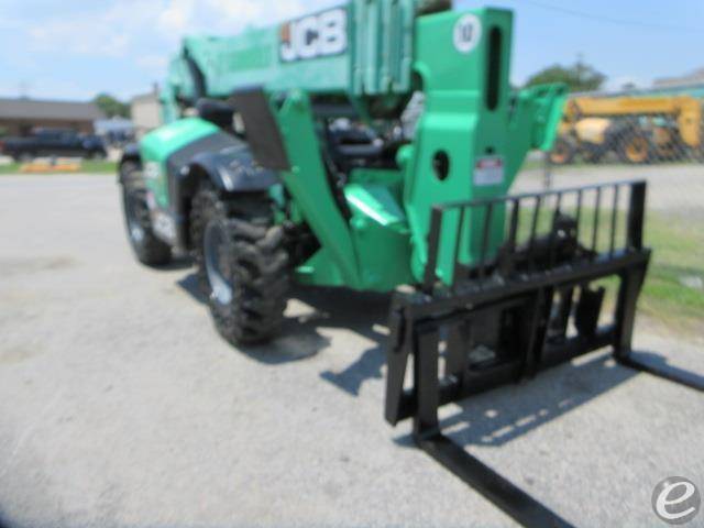2017 JCB 510-56