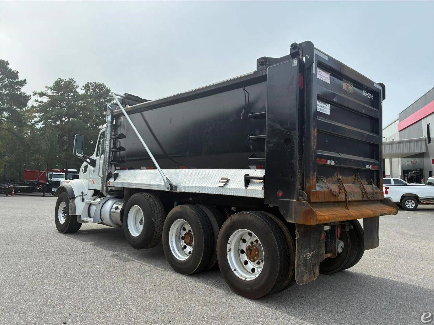 2021 Peterbilt 567