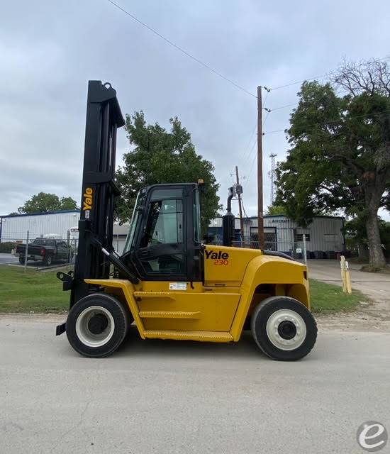 2014 Yale GDP230DCECDV176