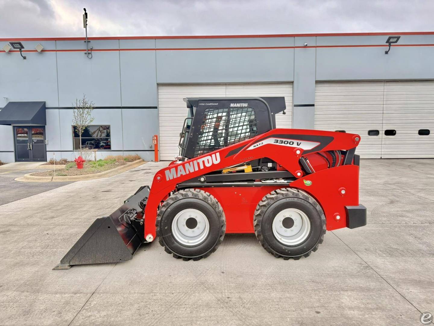 2025 Manitou 3300V