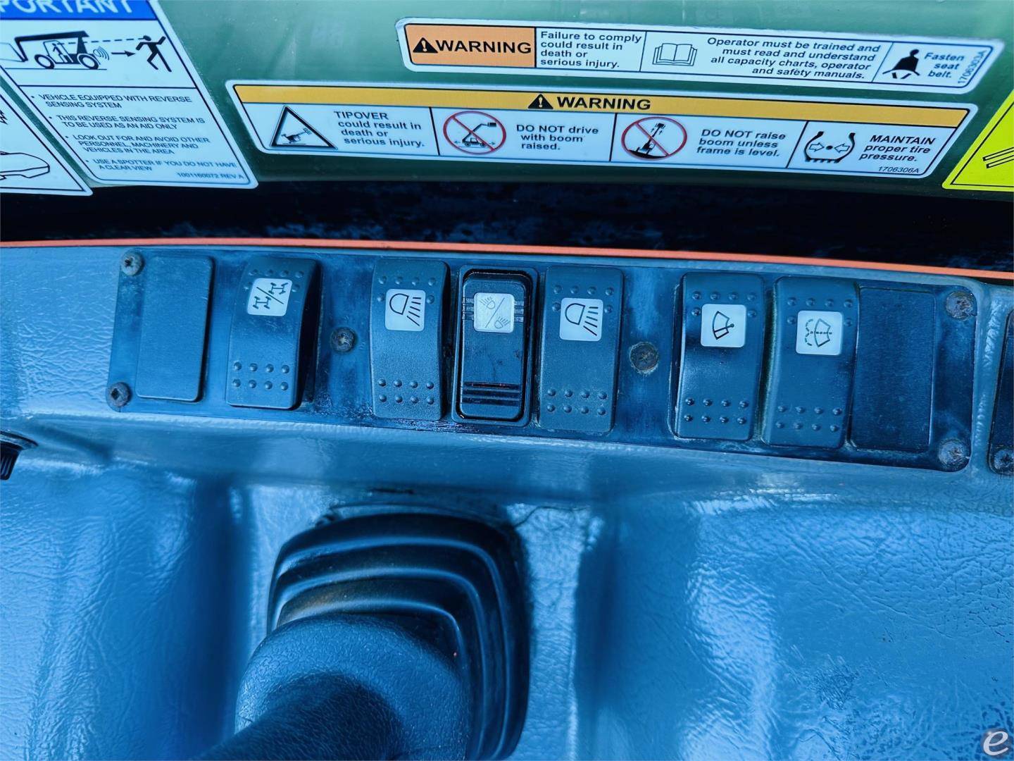 2015 JLG G5-18A