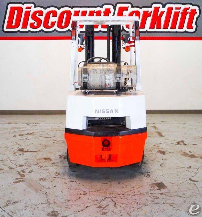 1981 Nissan APH02M25V